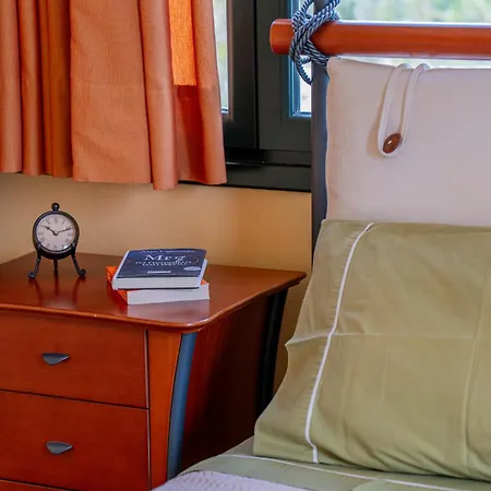 Marilena Sea View Villa Mantzavináta